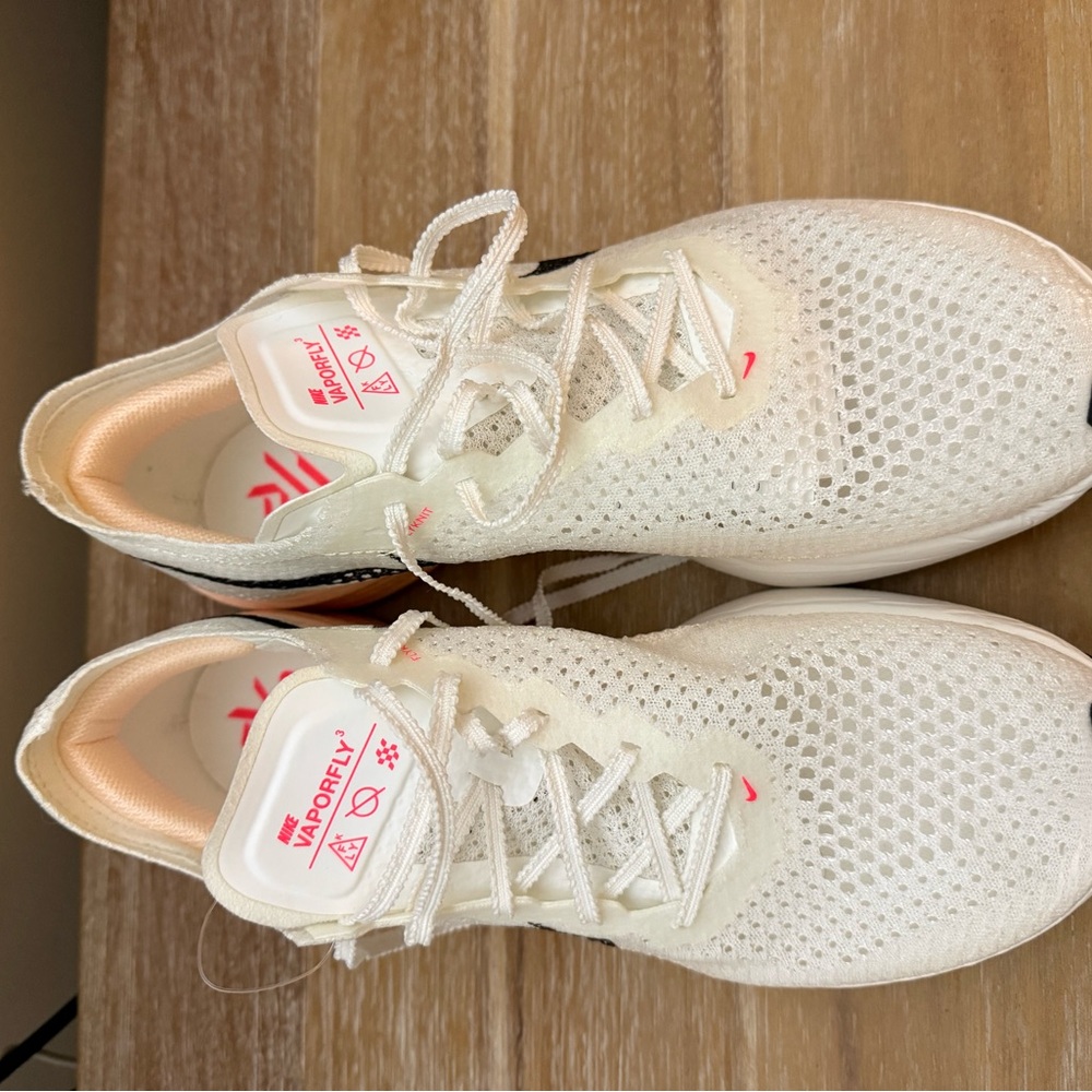 Nike Vaporfly 3 Sail Guava Ice Running Shoes - Picture 5 of 8